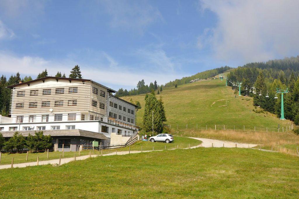 Hotel Alpenrose Gerlitzen Треффен Экстерьер фото